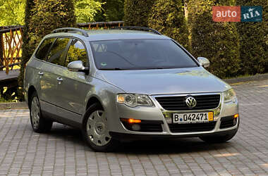Универсал Volkswagen Passat 2010 в 