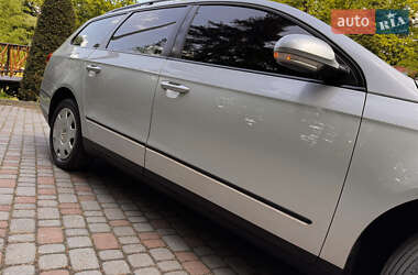 Универсал Volkswagen Passat 2010 в 