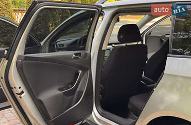 Универсал Volkswagen Passat 2010 в 