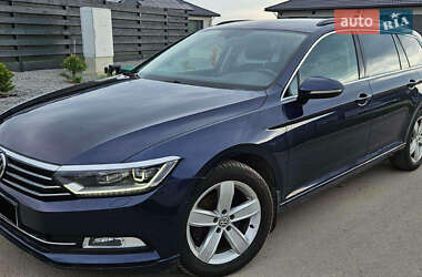 Универсал Volkswagen Passat 2016 в Хмельницком