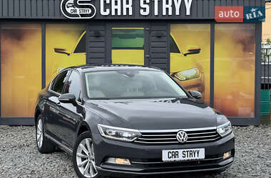 Седан Volkswagen Passat 2017 в Стрые