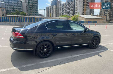 Седан Volkswagen Passat 2012 в 