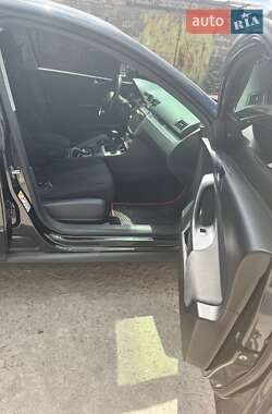 Седан Volkswagen Passat 2010 в 