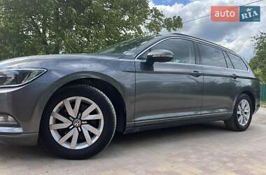 Універсал Volkswagen Passat 2016 в 