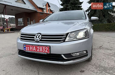 Універсал Volkswagen Passat 2012 в 