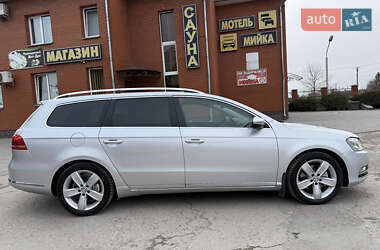 Універсал Volkswagen Passat 2012 в 