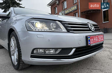 Універсал Volkswagen Passat 2012 в 