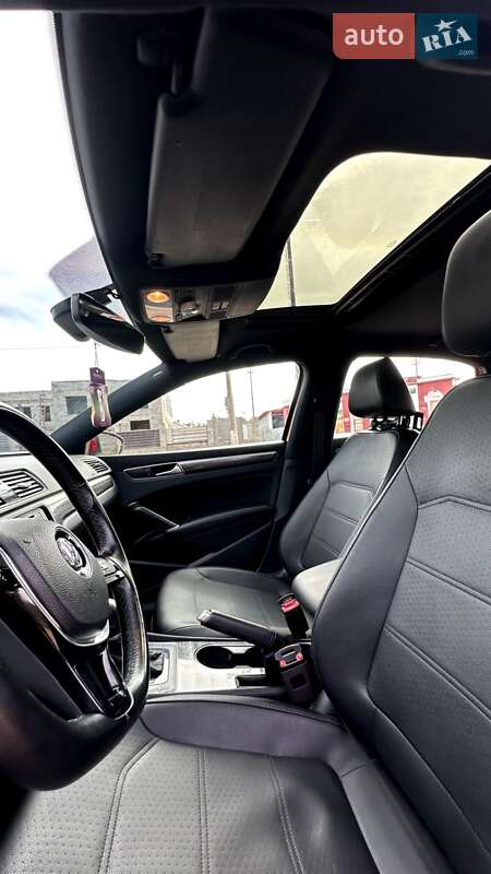 Седан Volkswagen Passat 2018 в Кривом Роге