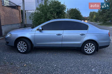 Седан Volkswagen Passat 2007 в 