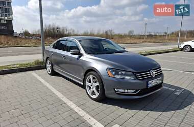 Седан Volkswagen Passat 2015 в Львові