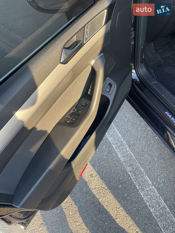 Универсал Volkswagen Passat 2015 в Днепре