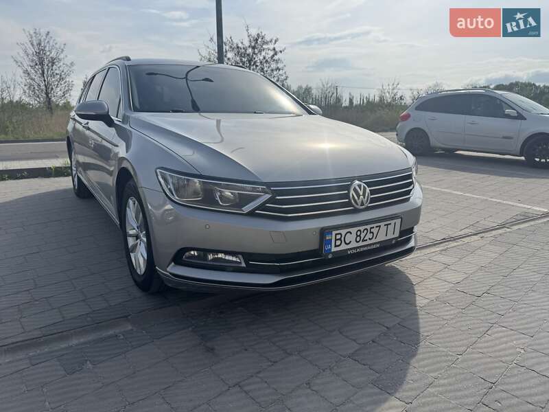 Універсал Volkswagen Passat 2015 в Львові