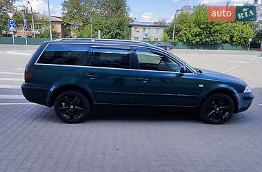 Універсал Volkswagen Passat 2001 в 