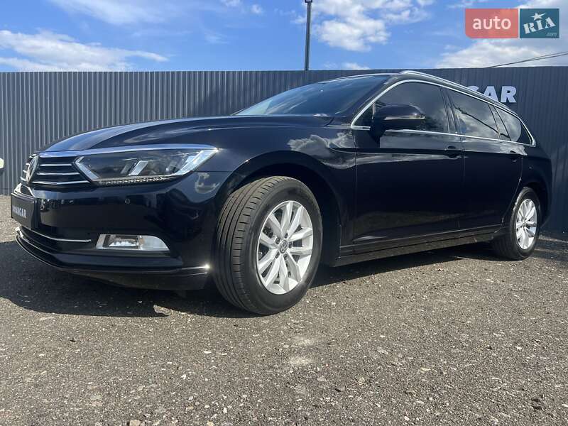 Универсал Volkswagen Passat 2015 в Киеве