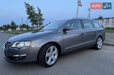 Универсал Volkswagen Passat 2006 в Киеве