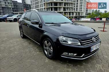 Універсал Volkswagen Passat 2011 в Львові