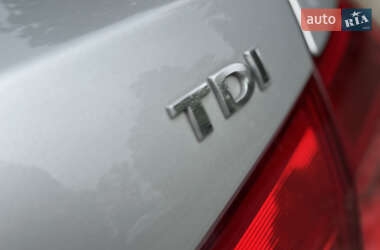 Седан Volkswagen Passat 2014 в 