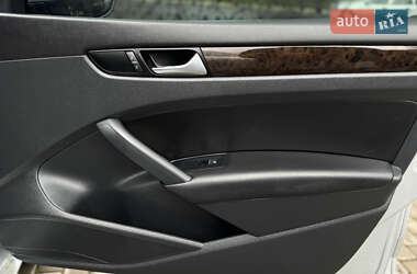 Седан Volkswagen Passat 2014 в 