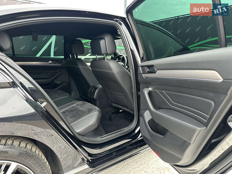 Седан Volkswagen Passat 2020 в Киеве