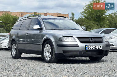 Універсал Volkswagen Passat 2004 в Бердичеві