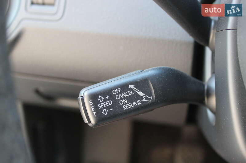 Седан Volkswagen Passat 2008 в Днепре