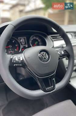 Универсал Volkswagen Passat 2015 в 