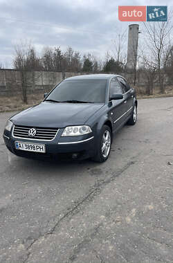 Седан Volkswagen Passat 2002 в Богуславі