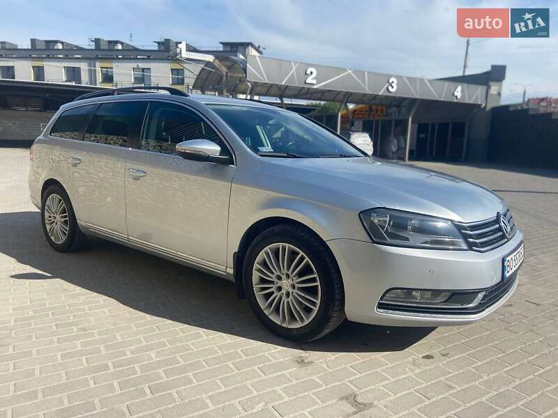Универсал Volkswagen Passat 2011 в Тернополе