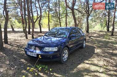 Седан Volkswagen Passat 1999 в Камне-Каширском