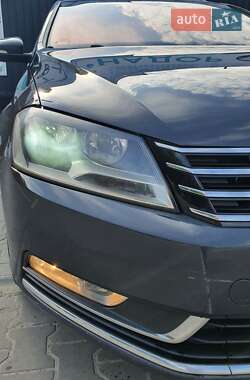Универсал Volkswagen Passat 2011 в 