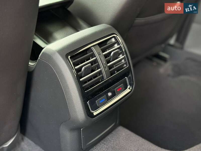 Седан Volkswagen Passat 2015 в Кривому Розі