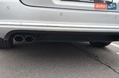Універсал Volkswagen Passat 2011 в 