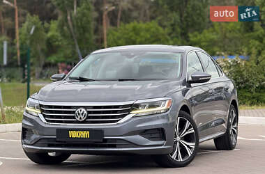 Седан Volkswagen Passat 2020 в Києві