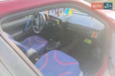 Седан Volkswagen Passat 1990 в 