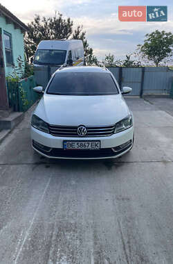 Универсал Volkswagen Passat 2013 в 