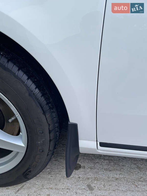 Универсал Volkswagen Passat 2013 в Николаеве фото 29 Универсал Volkswagen Passat 2013 в Николаеве