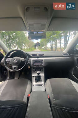 Седан Volkswagen Passat 2011 в 