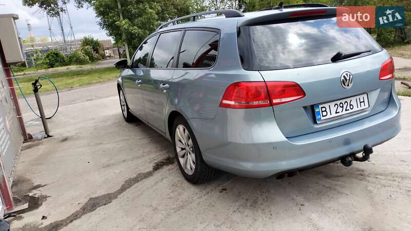 Універсал Volkswagen Passat 2013 в Полтаві