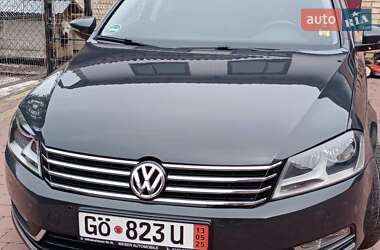 Універсал Volkswagen Passat 2012 в Сокалі