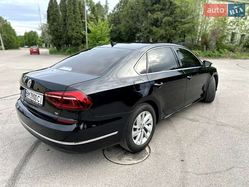 Седан Volkswagen Passat 2018 в Шостке