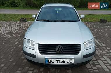 Универсал Volkswagen Passat 2001 в Яворове