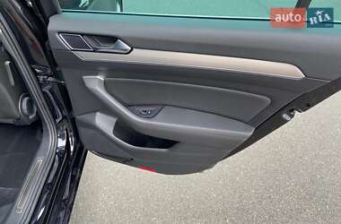 Универсал Volkswagen Passat 2017 в 