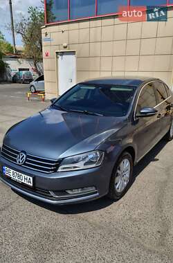 Седан Volkswagen Passat 2012 в 