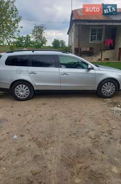 Універсал Volkswagen Passat 2005 в 