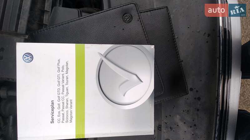 Универсал Volkswagen Passat 2011 в Киеве