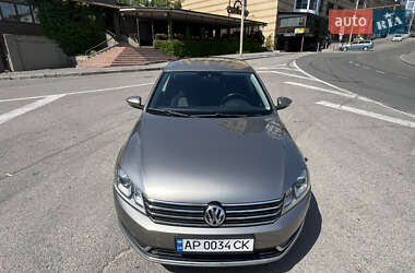 Седан Volkswagen Passat 2014 в 