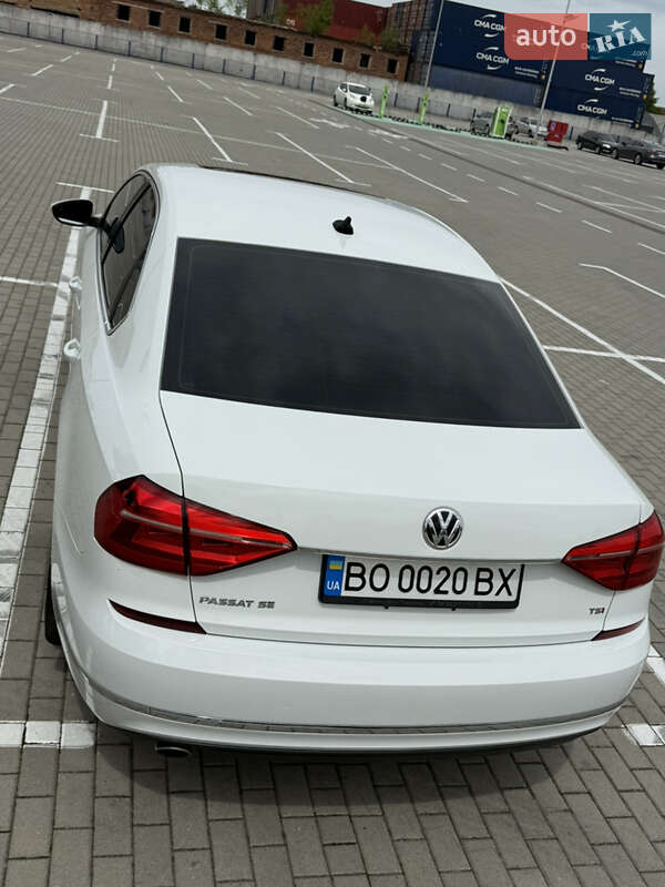 Седан Volkswagen Passat 2016 в Тернополе