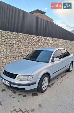 Седан Volkswagen Passat 1999 в Тернополе