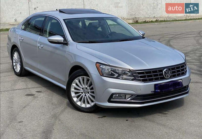 Седан Volkswagen Passat 2015 в 