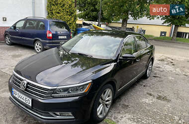 Седан Volkswagen Passat 2017 в Запорожье